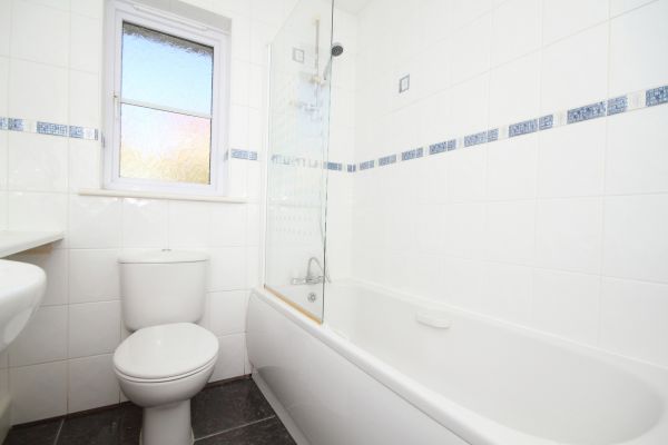 Shower Window Replacement in Ballwin